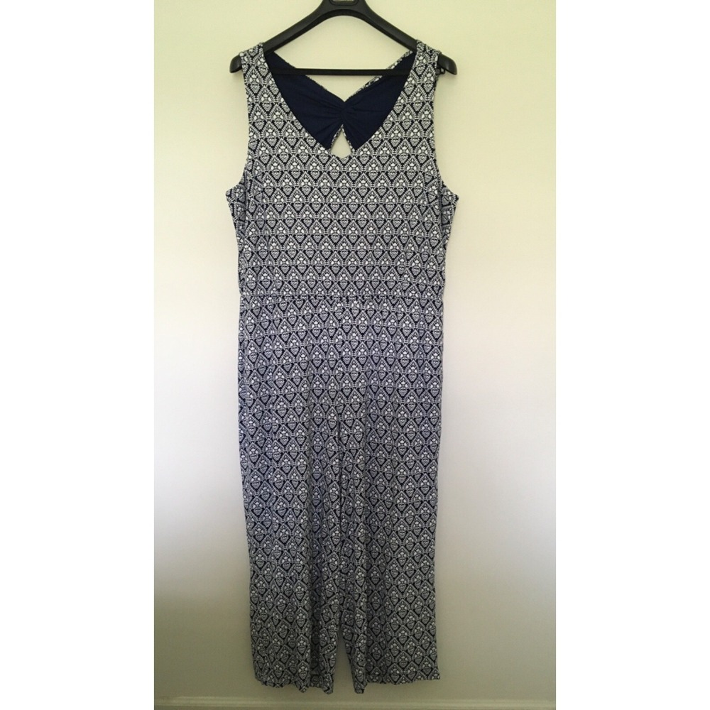 Talbots Navy Blue White Medallion Twist Back  Sleeveless Jumpsuit Womens Sz 2X